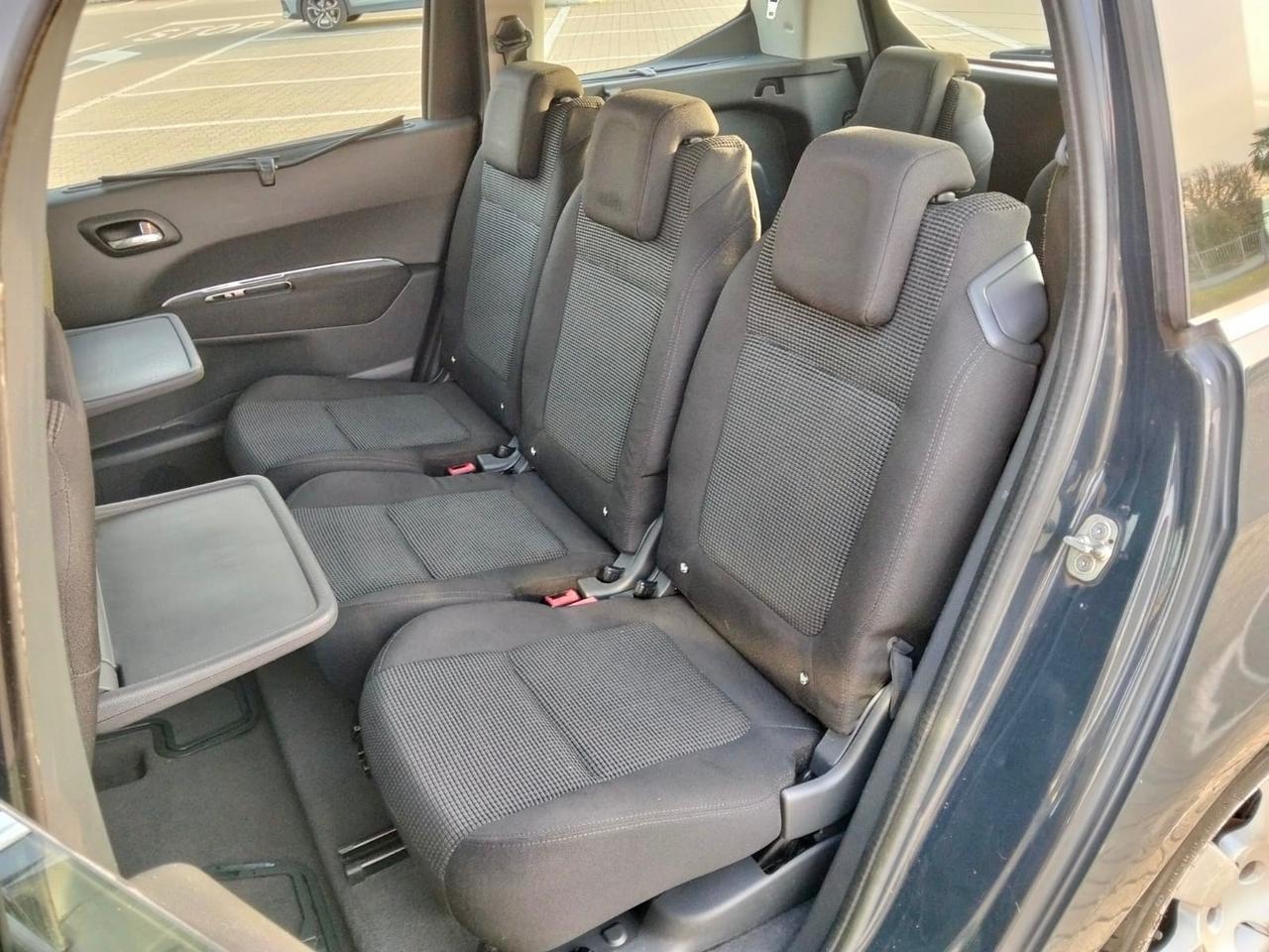 Peugeot 5008 1.6 HDi 112CV 7Posti*Aux*Camera