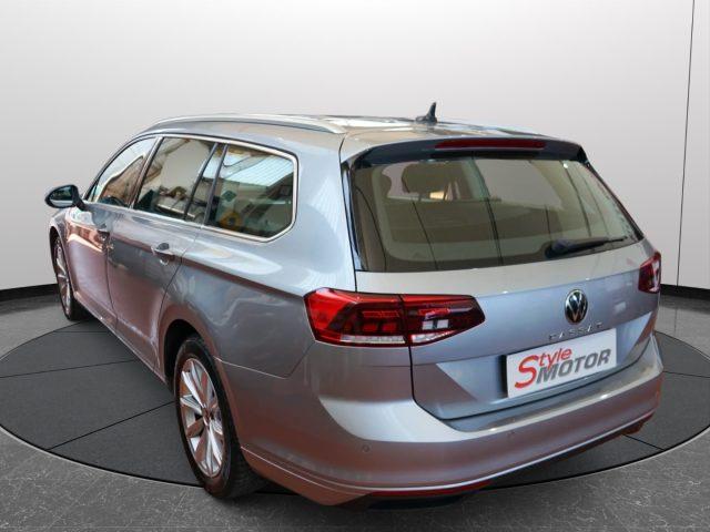 VOLKSWAGEN Passat Variant 2.0 TDI SCR EVO DSG Business