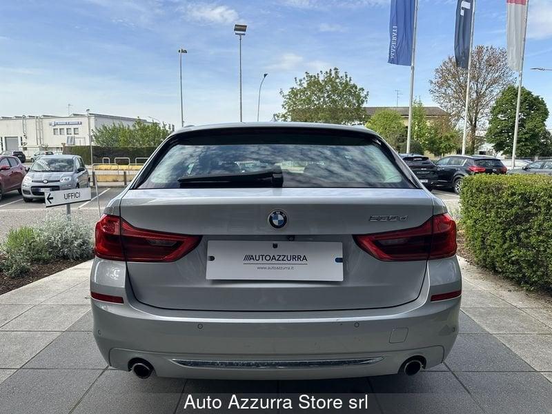 BMW Serie 5 530d Touring Luxury *PACCHETTO LUCI, TAGLIANDI BMW, PROMO AZZURRA*