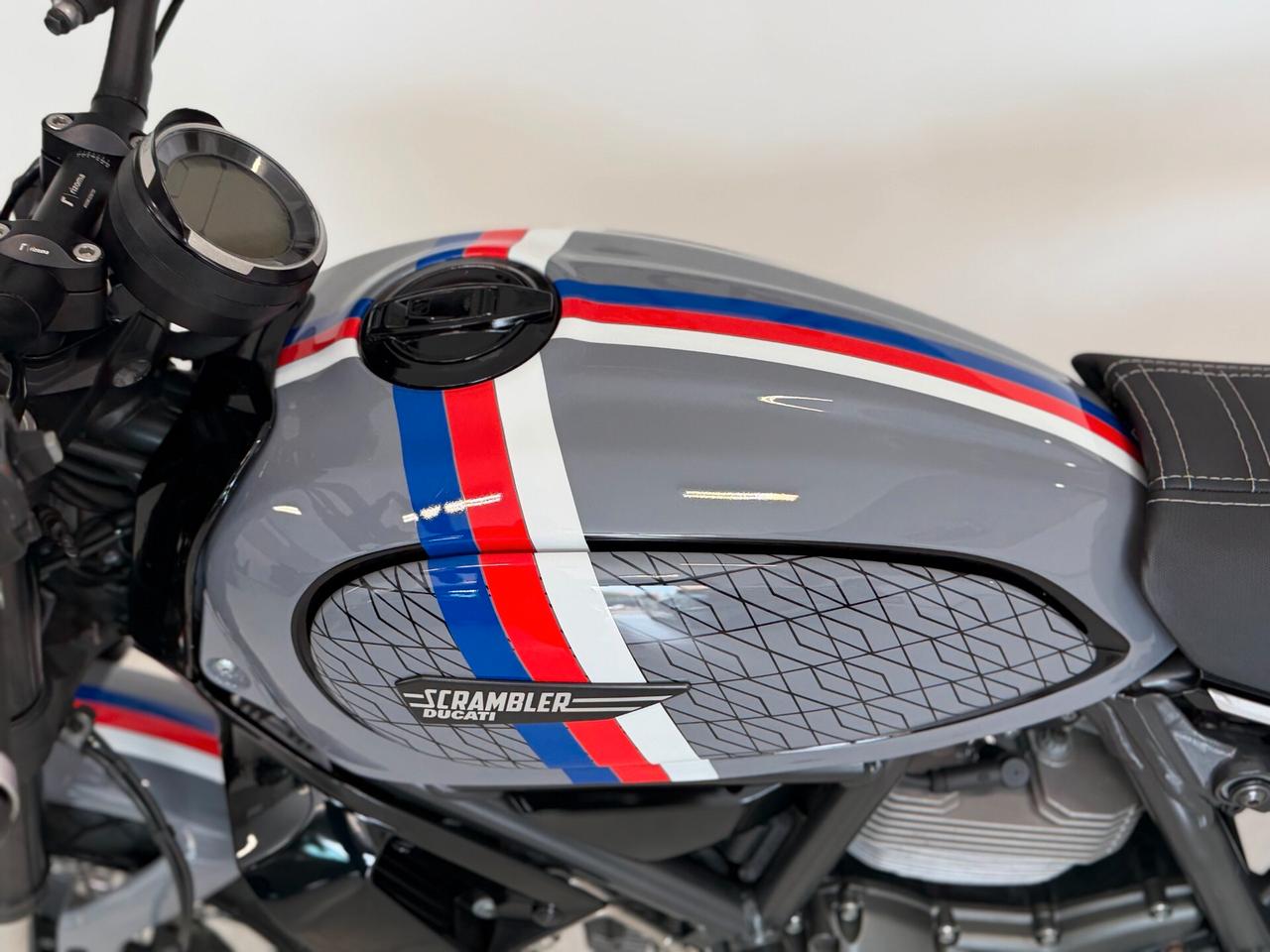 Ducati Scrambler 800 LEOVINCE PARI NUOVO FINANZIABILE PERMUTE