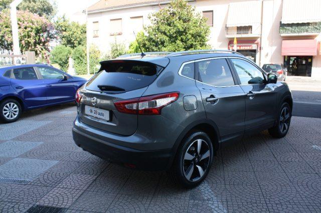 NISSAN Qashqai 1.2 DIG-T Tekna