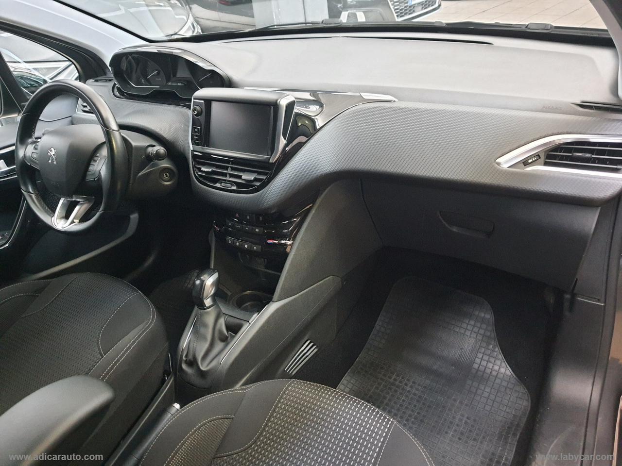 PEUGEOT 208 PureTech 82 S&S 5p. Allure