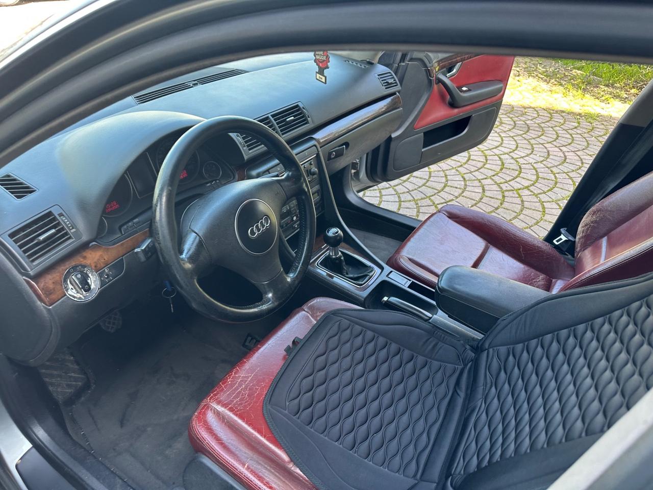 Audi A4 1.9 TDI/130 CV cat Avant VENDITA SOLO A COMMERCIANTI