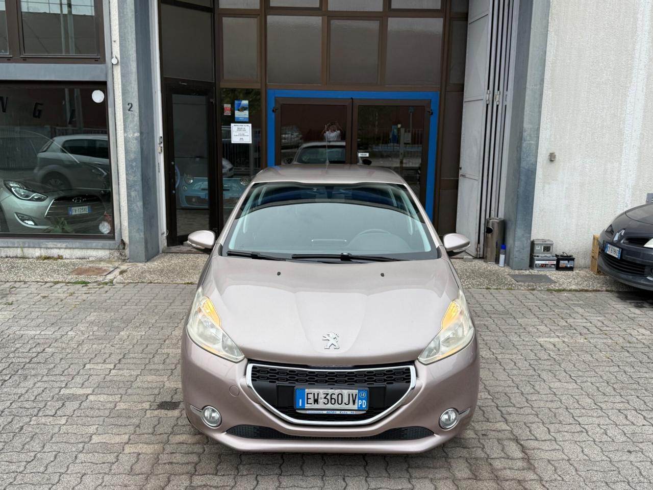 Peugeot 208 1.4 VTi 95 CV 5p. GPL Allure