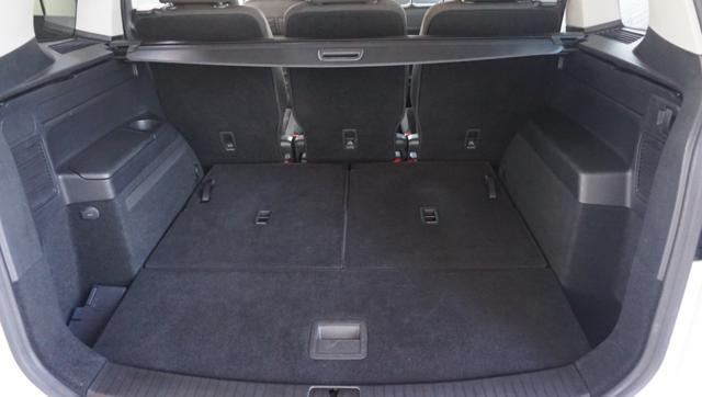 VOLKSWAGEN Touran 1.5 TSI EVO DSG Business BlueMotion Technology