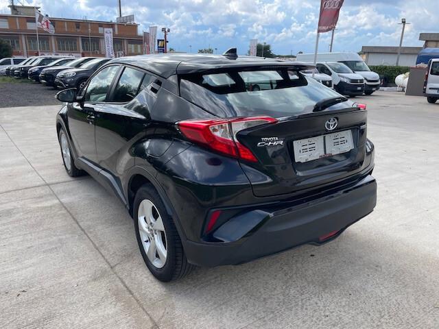 Toyota C-HR 1.8 Hybrid E-CVT Business
