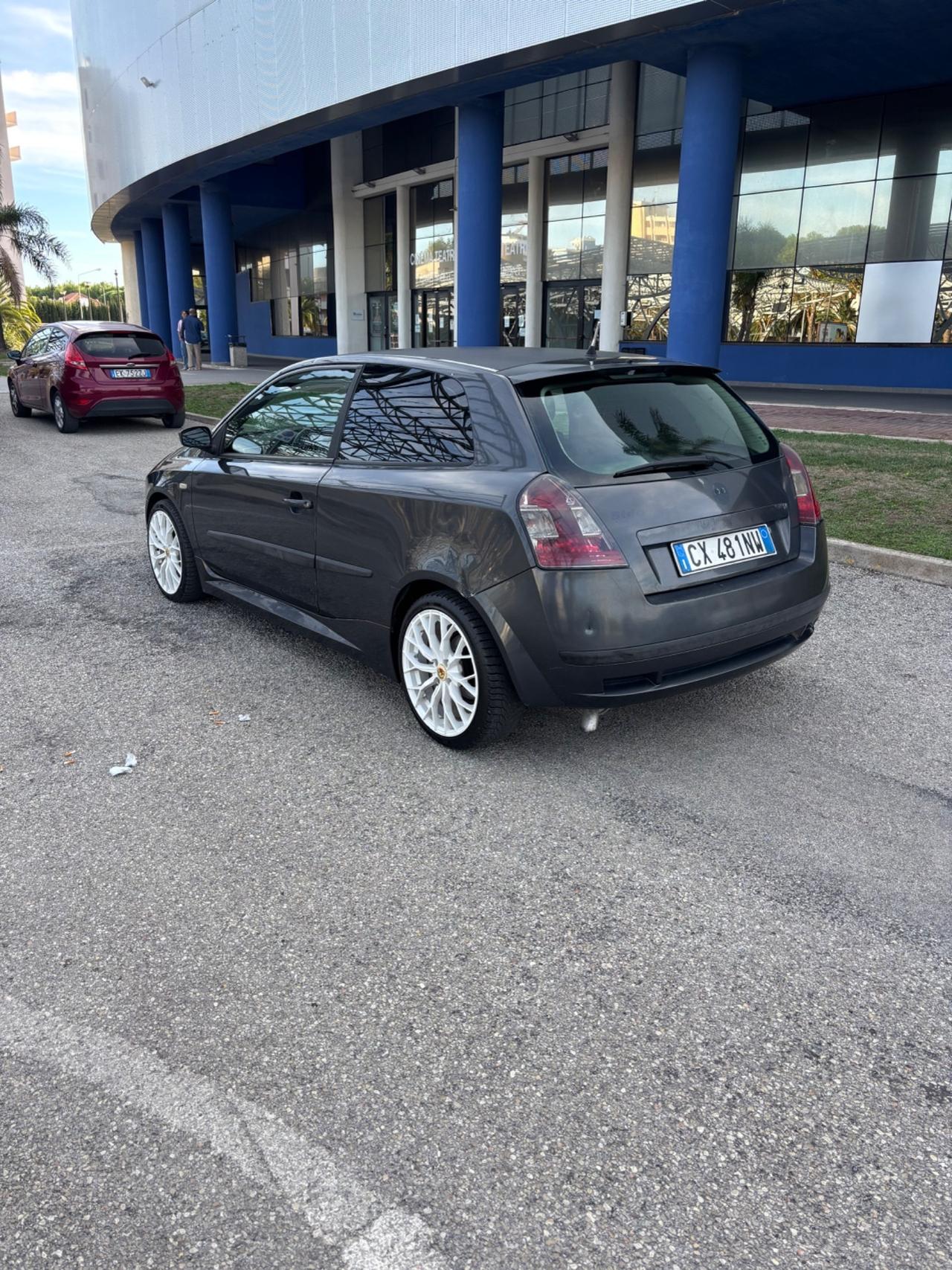 Fiat Stilo GT 1.9 MJT SPORT