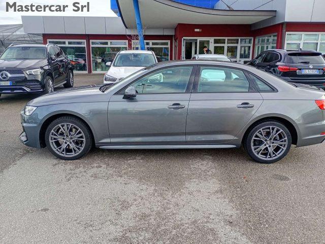 AUDI A4 A4 V 2016 Berlina 2.0 tdi Sport 150cv