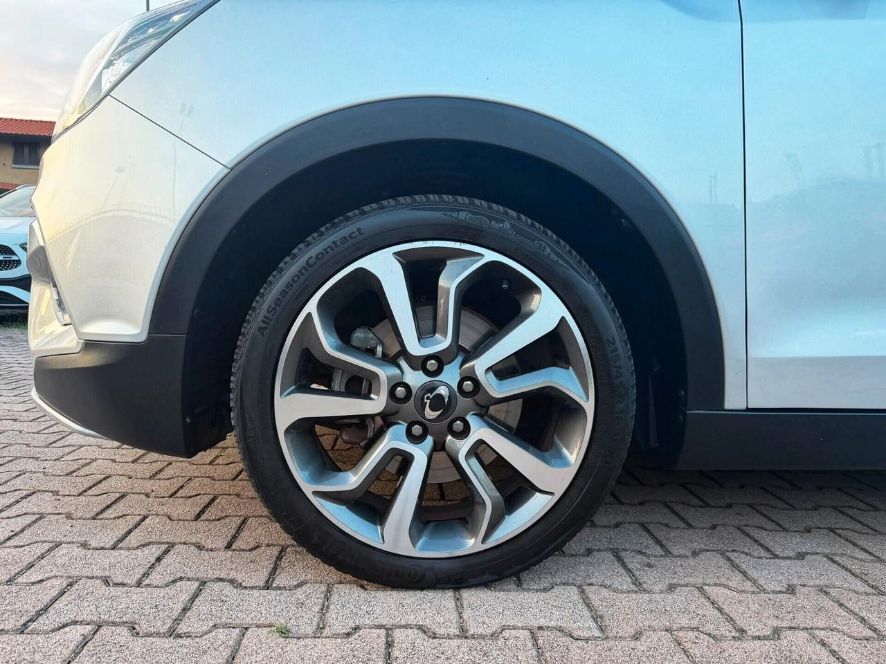 Ssangyong Tivoli 1.6d 2WD Be Hot Aebs TELECAMERA POSTERIORE CRUISE OK NEOPATENTATI