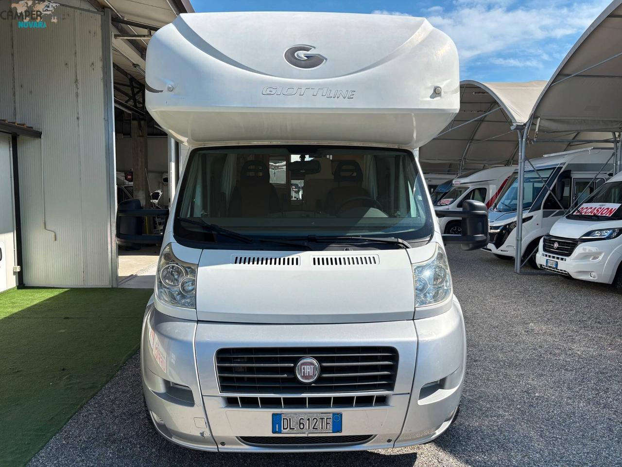 GIOTTILINE SUNNY S 210 - mansardato con doppia Dinette e letti a castello in coda