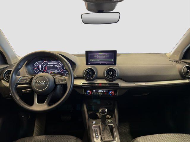 AUDI Q2 Q2 35 TFSI S tronic Business Advanced