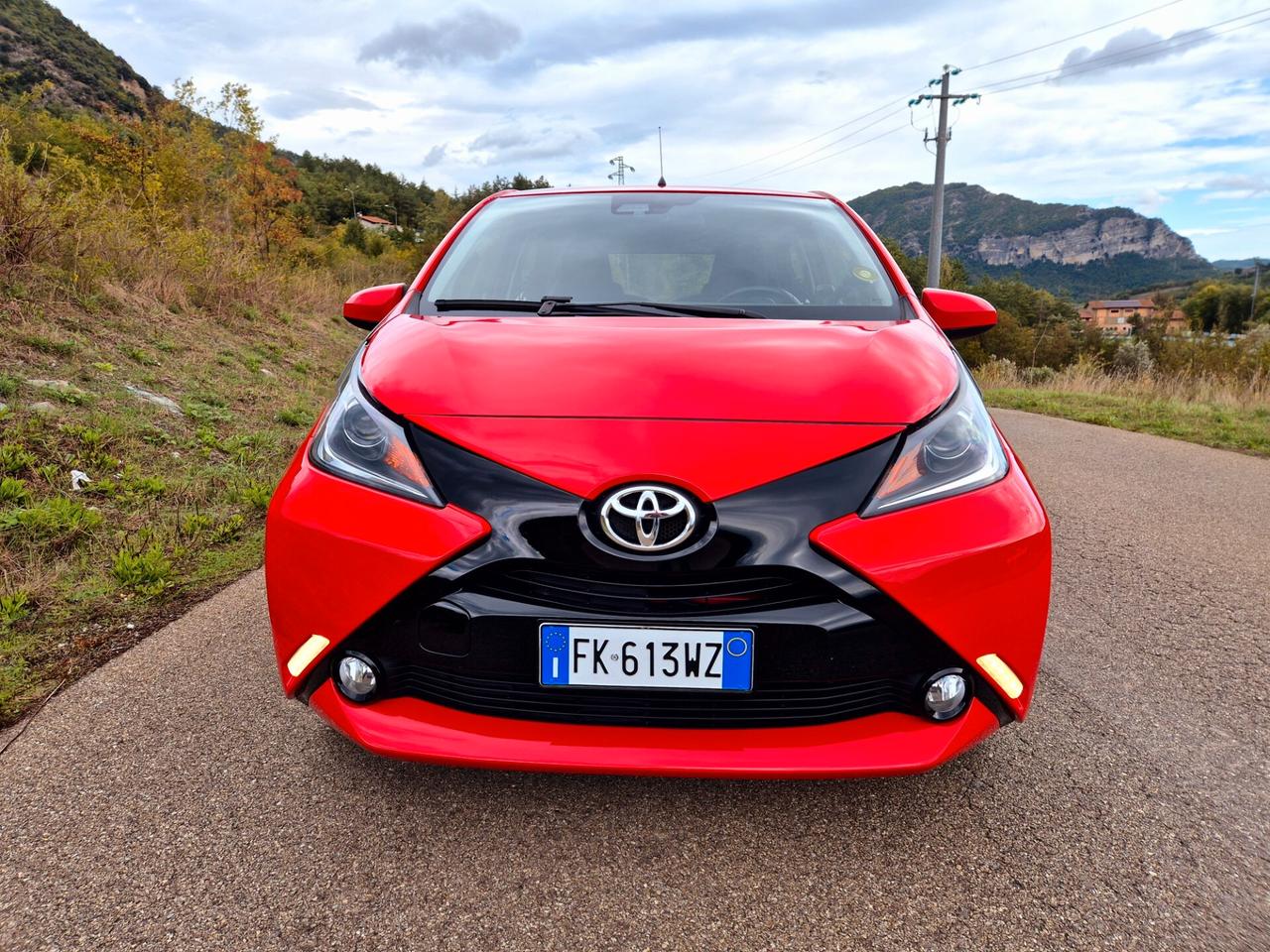 Toyota Aygo 1.0 VVT-i 69 CV 5 porte x-cool TSS