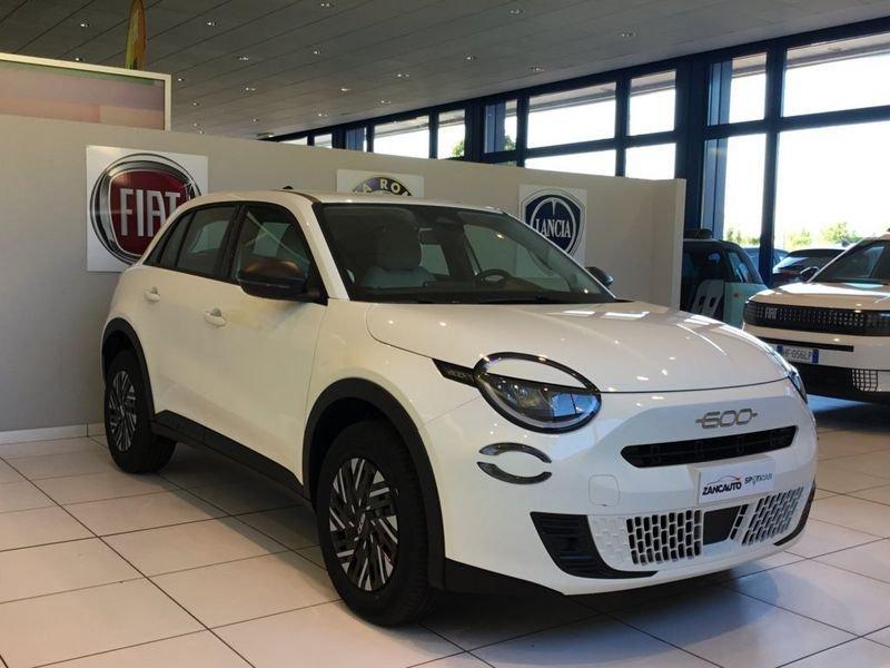 FIAT 600 600 1.2 hybrid POP 110cv