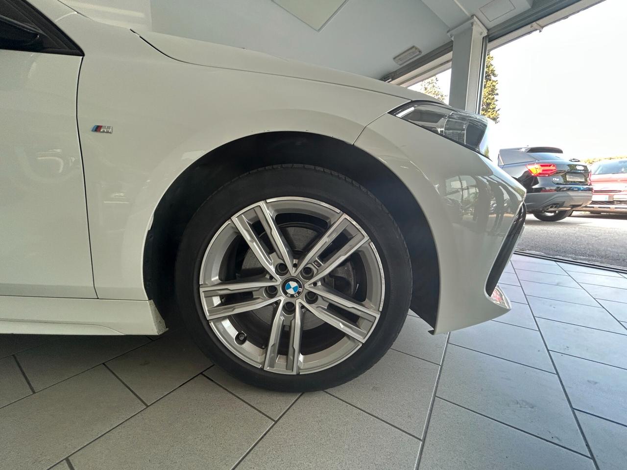 Bmw 118 118i 5p. Sport