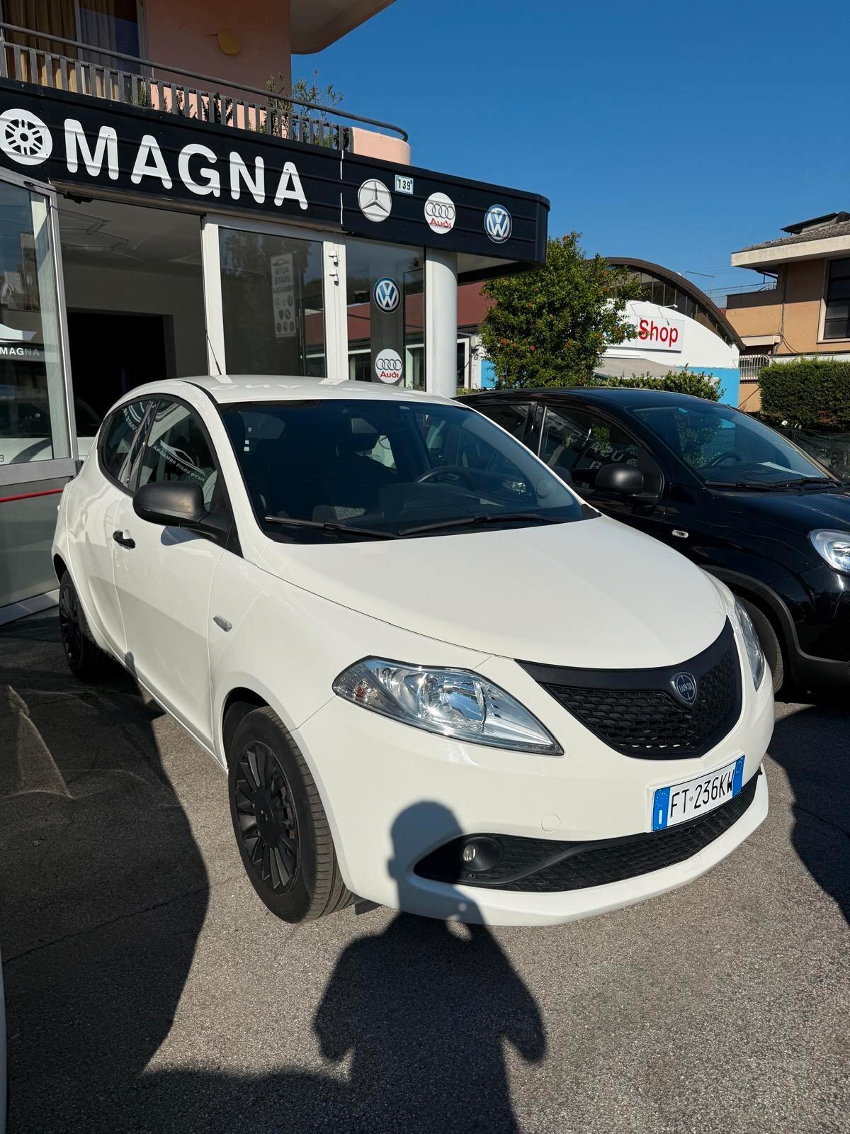 Lancia Ypsilon 1.2 69 CV 5 porte S&S Elefantino Blu NESSUN VINCOLO