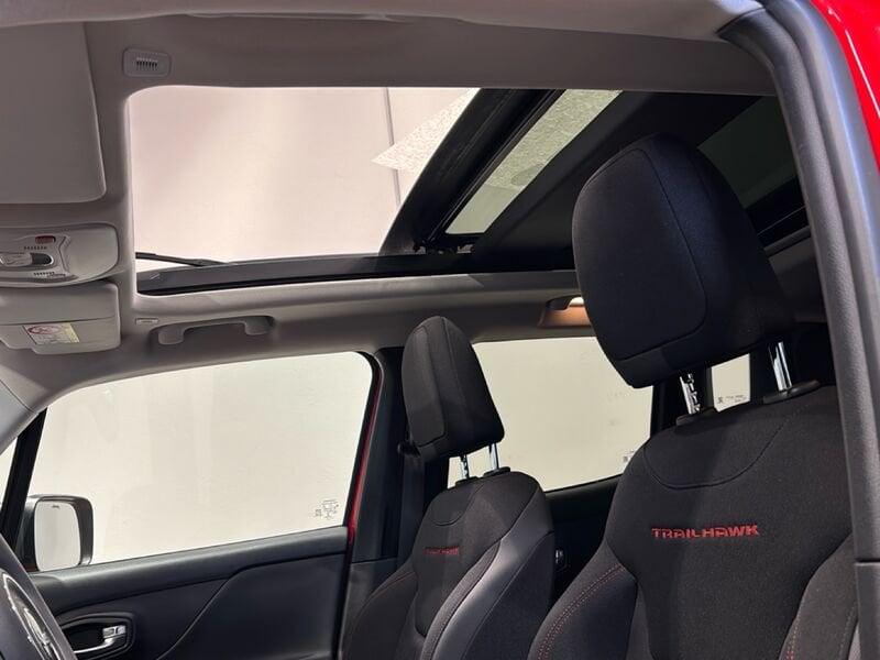 Jeep Renegade 4xe 1.3 T4 PHEV 240cv Trailhawk 4xe Auto