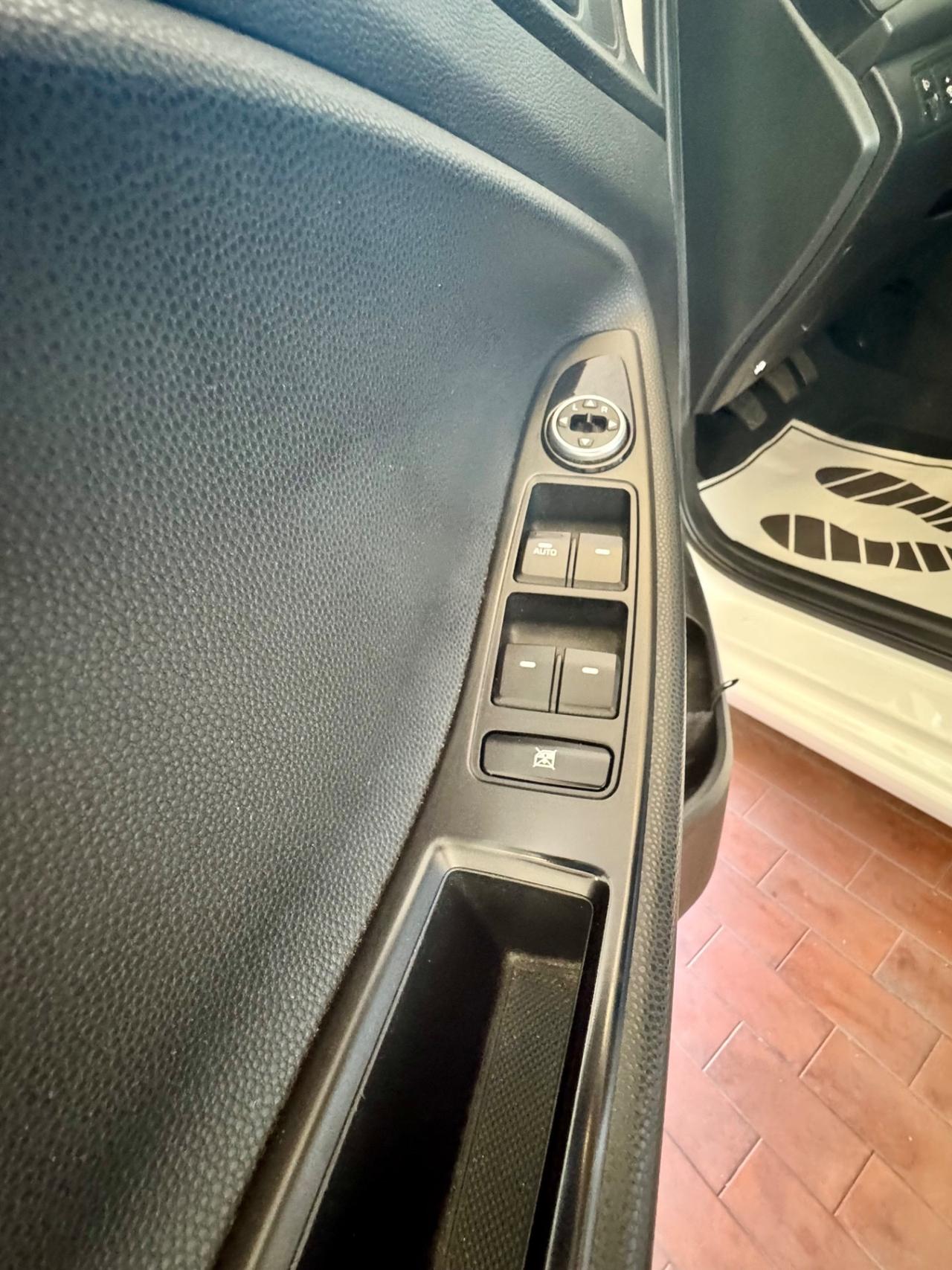 Hyundai i20 1.2 5 porte Econext Blackline