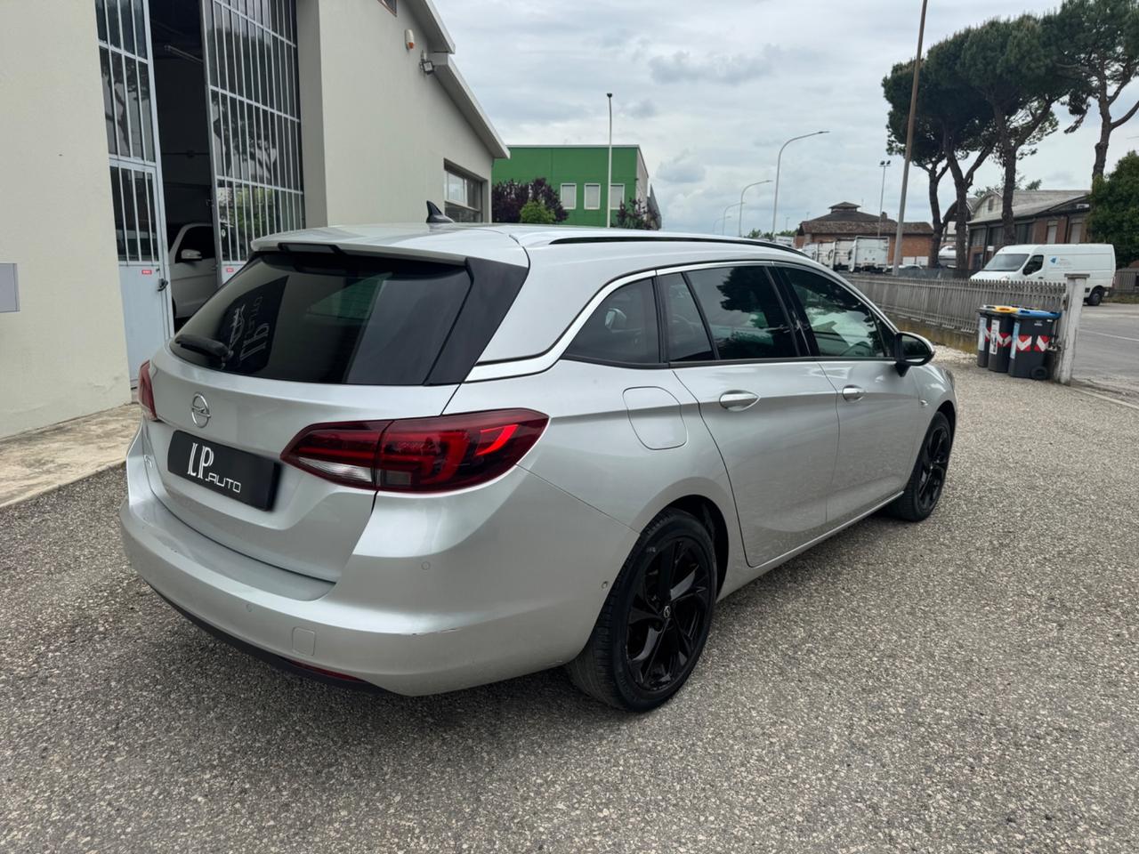 Opel Astra 1.5 CDTI 122 CV S&S 5 porte Business Elegance