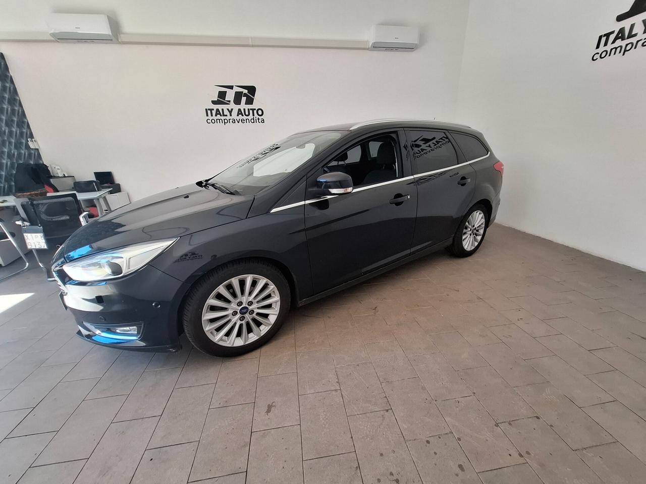 Ford Focus 1.0 EcoBoost 125 CV Start&Stop SW Titanium adatta x neopatentati