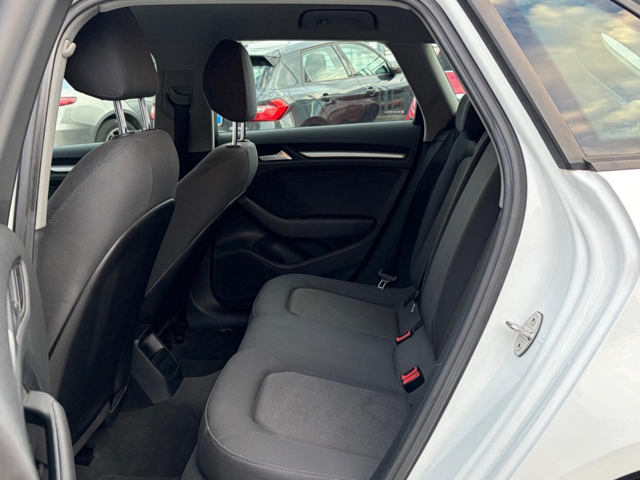 Audi A3 1.6 TDI 116 CV Sport