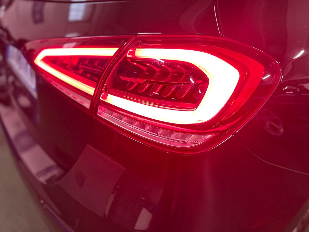 Mercedes-benz A 180 d Automatic Premium/2021/okneopatentati