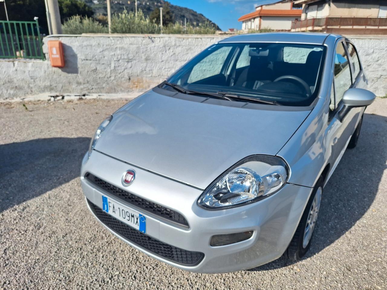 Fiat Punto 1.3 MJT II 75 CV 5 porte Street