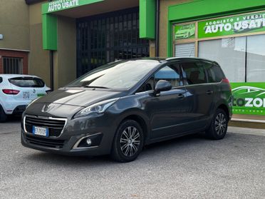 Peugeot 5008 1.6 HDi 115CV Allure