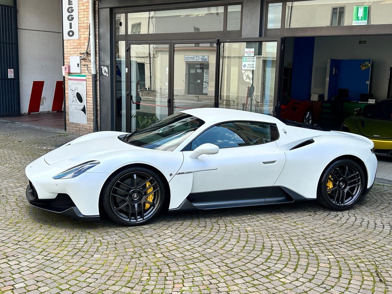 Maserati MC20 3.0 V6