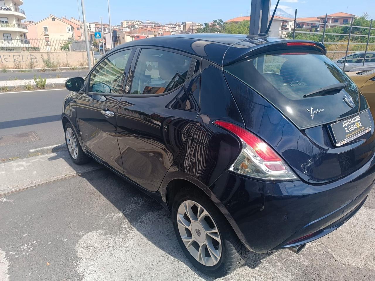 Lancia Ypsilon 1.2 69 CV 5 porte GPL Ecochic Opening Edition