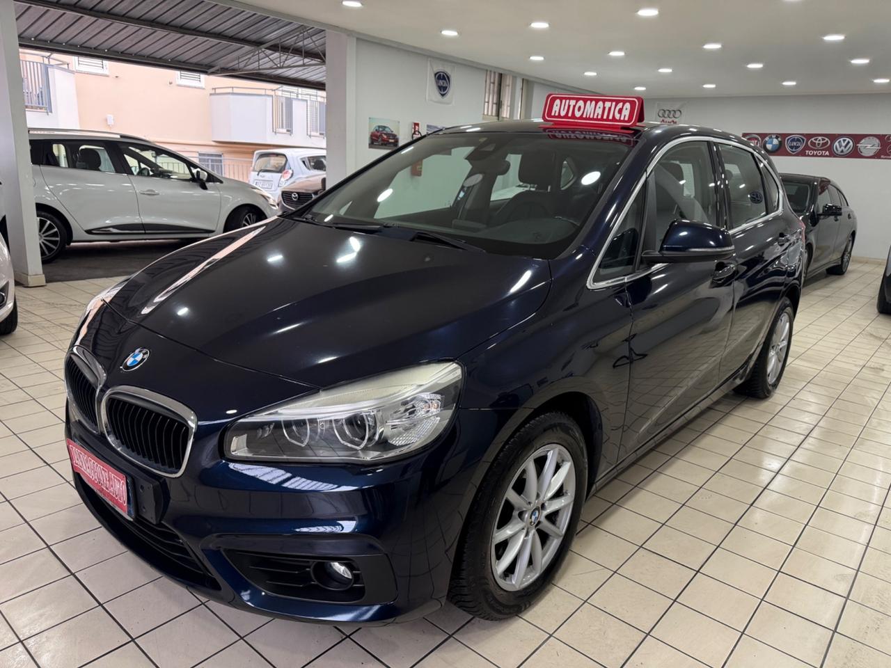 Bmw serie 2 luxury 218d full optional