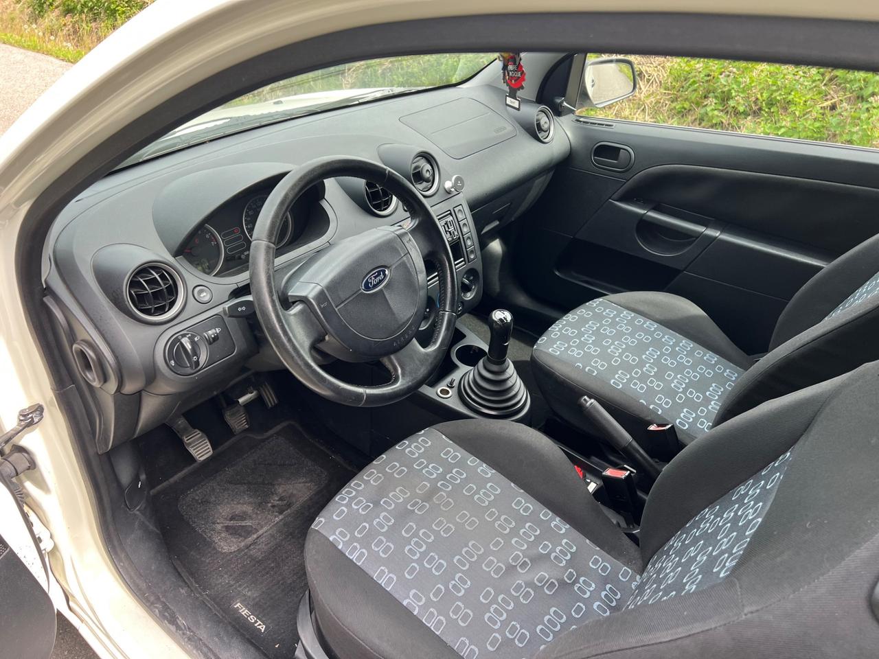 Ford Fiesta 1.2 16V 3p. Sport