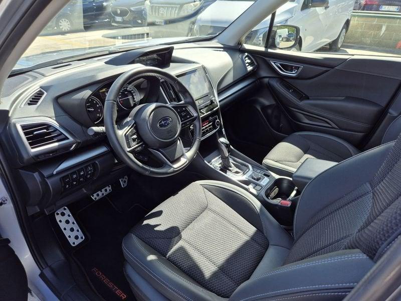 Subaru Forester 2.0i e-boxer Style lineartronic