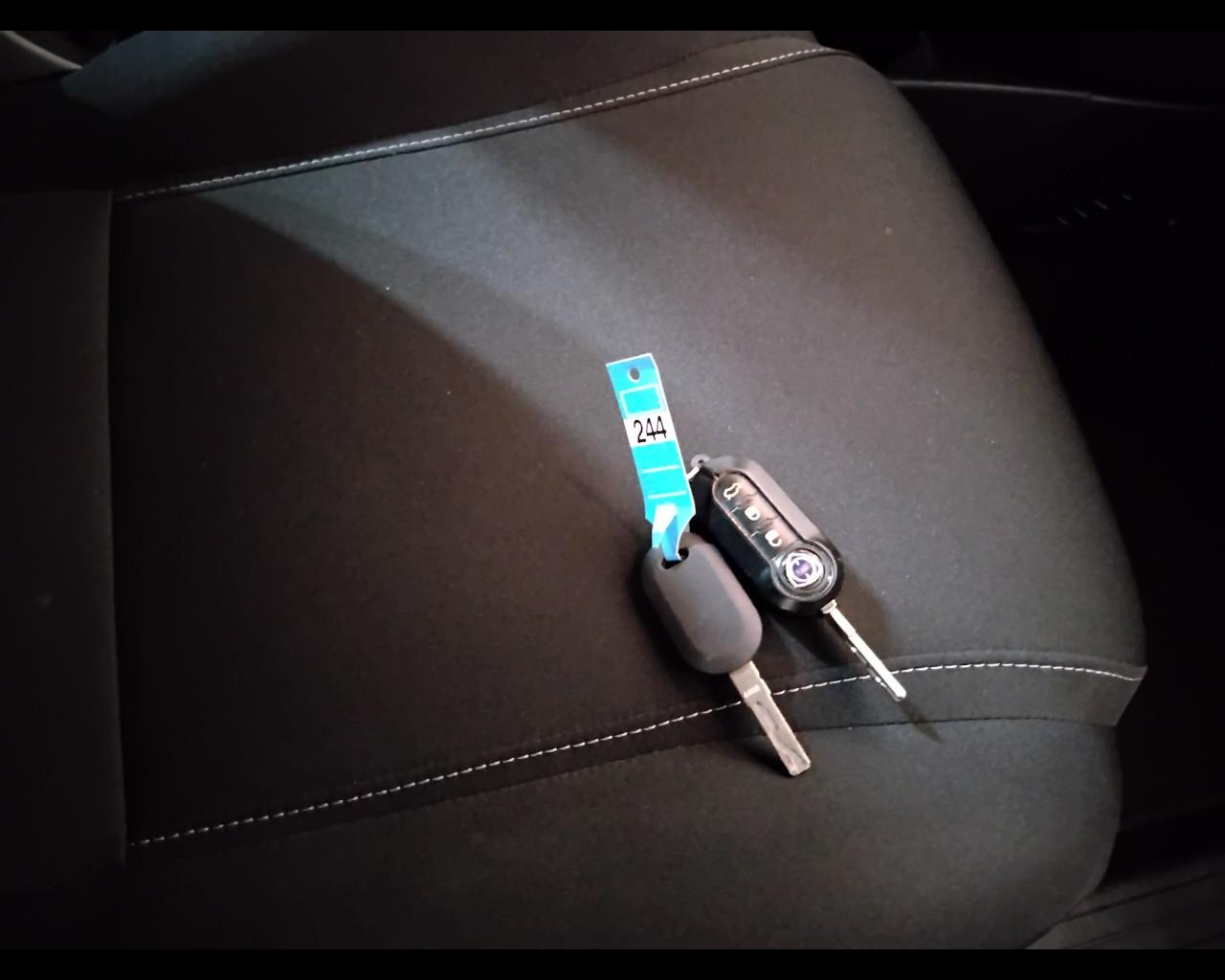 LANCIA Ypsilon III 2021 - Ypsilon 1.0 firefly hybrid Gold s&s 70cv