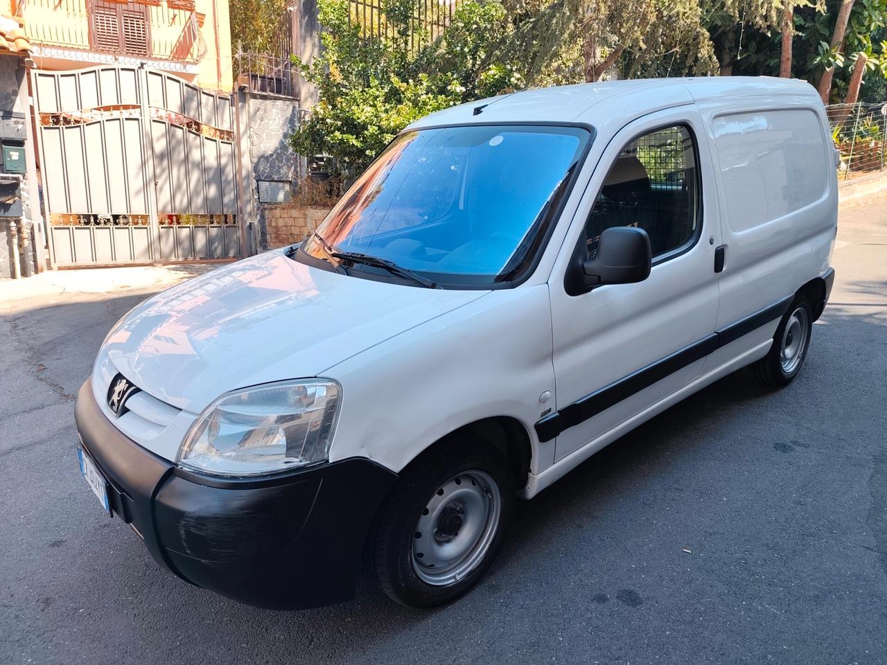 Peugeot Ranch 2.0 HDi 90 CV