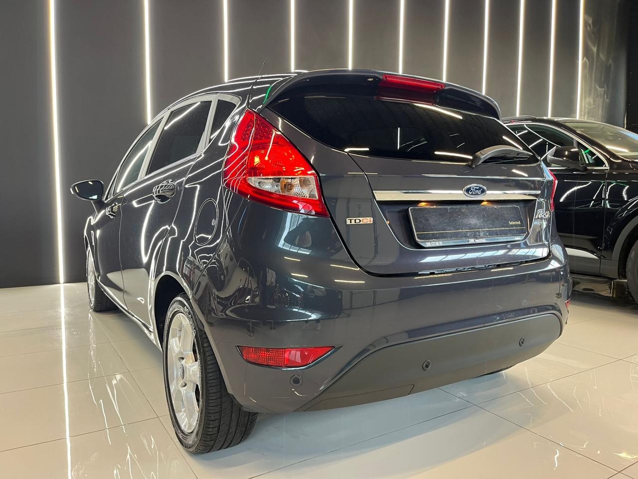Ford Fiesta 1.4 TDCi 5p. Titanium OK NEOPATENTATI
