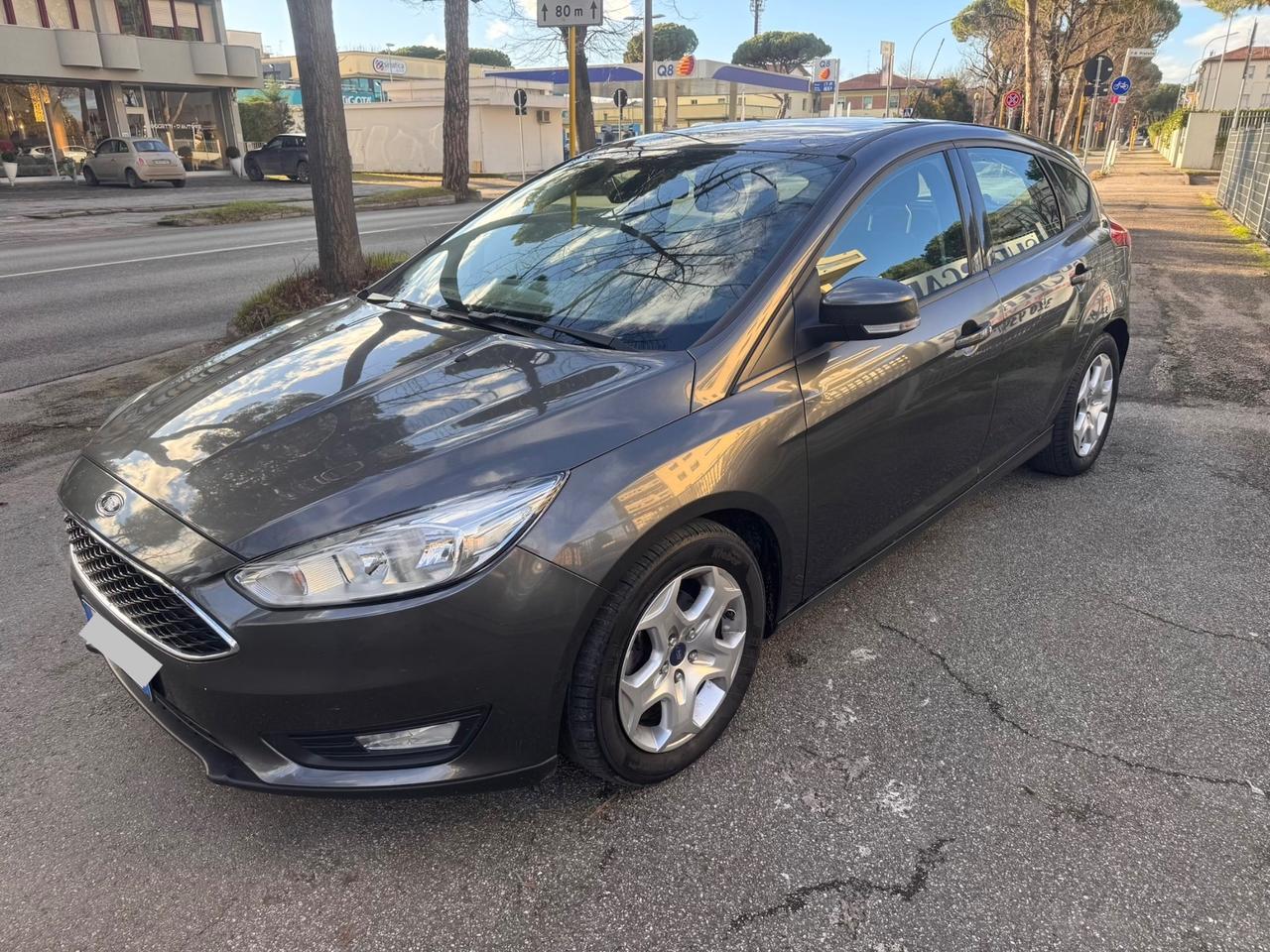 Ford Focus 1.5 TDCi 120 CV 5.P neopaten garanzia 12 mesi