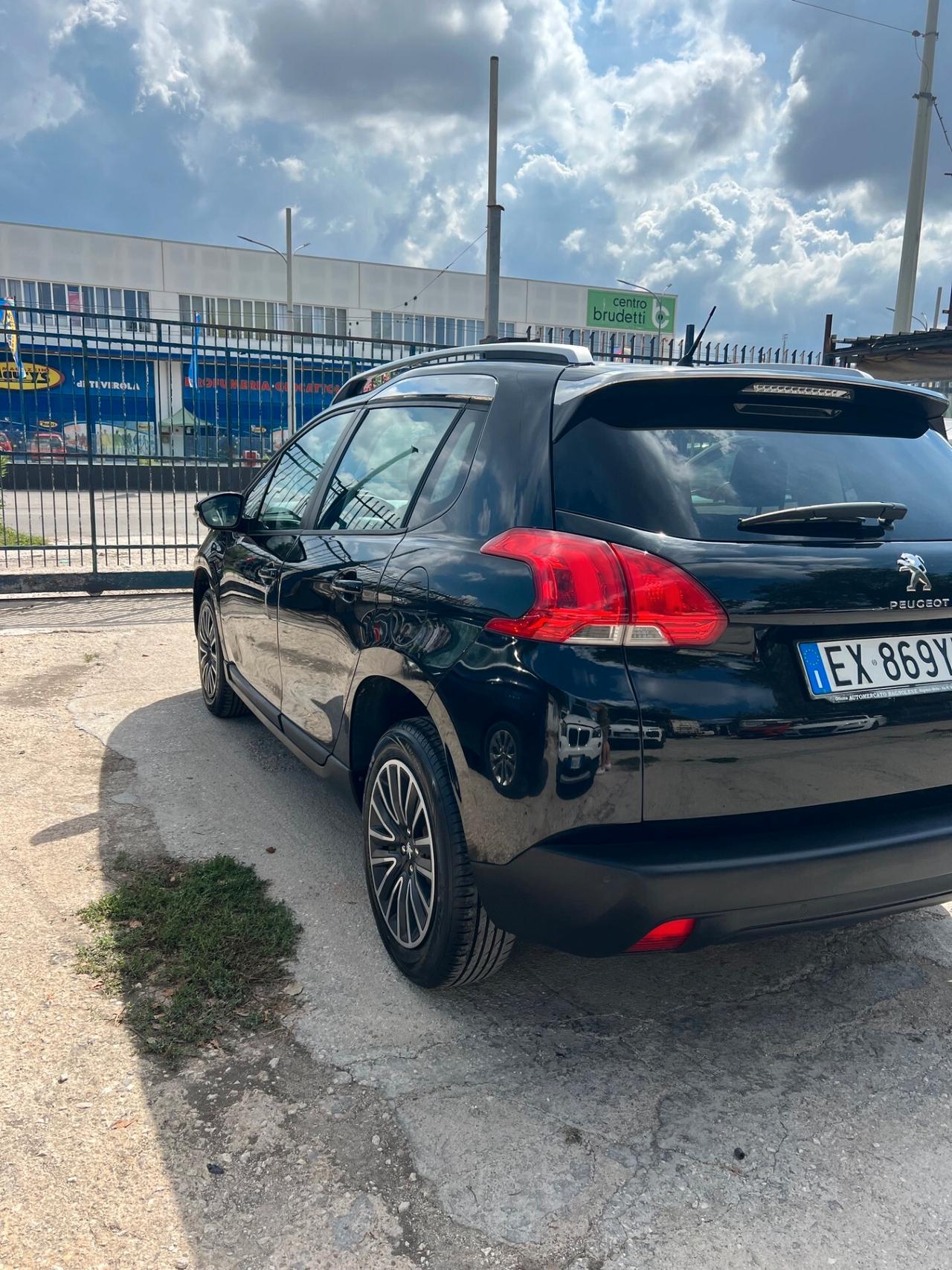 Peugeot 2008 1.6 e-HDi 92 CV Stop&Start Urban Cross