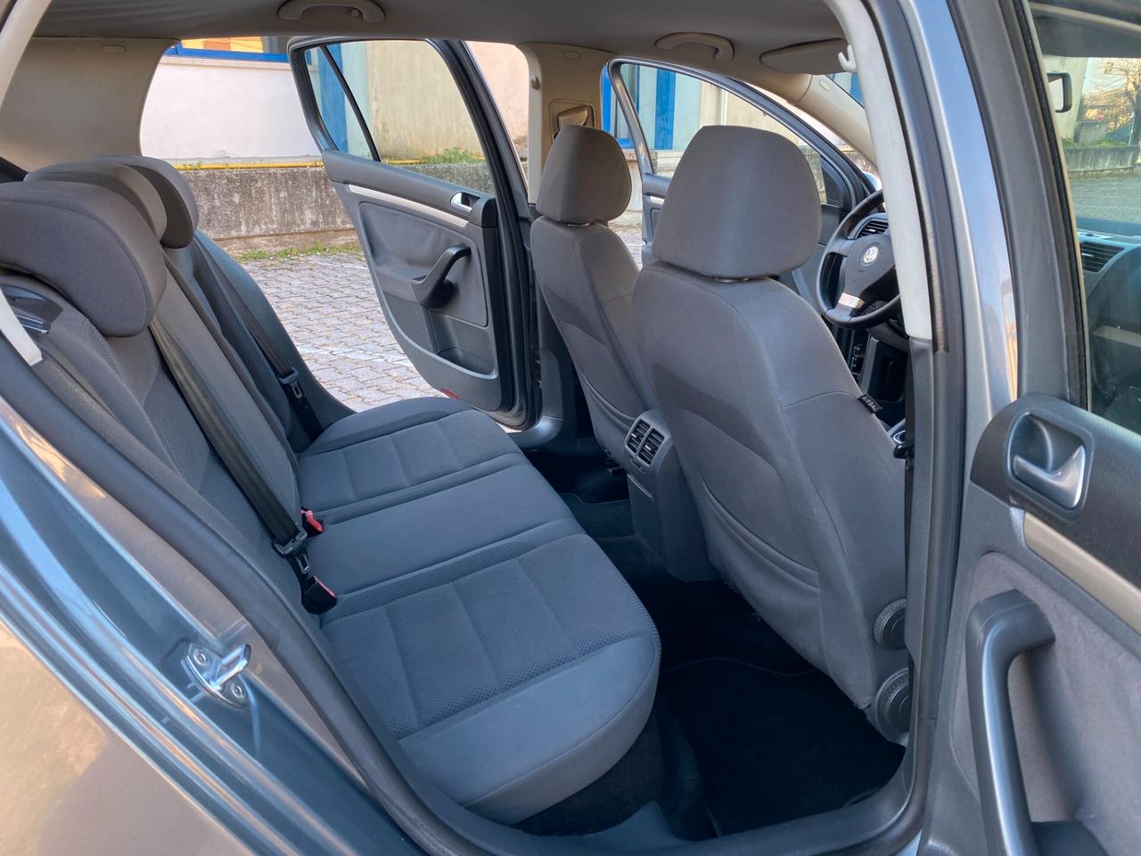 Volkswagen Golf 1.9 TDI 6Marce OK Neopatentati