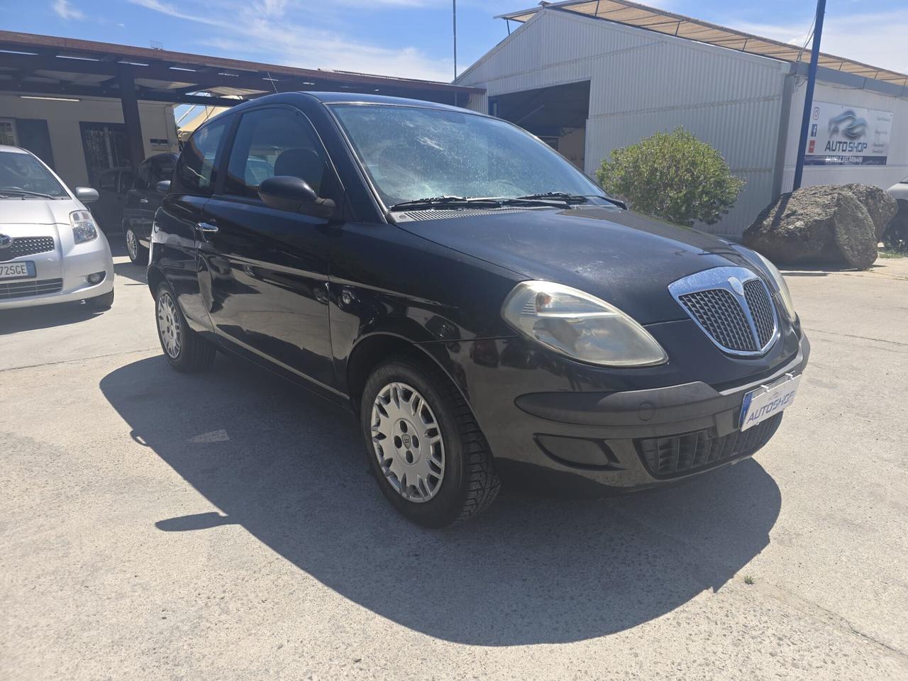 Lancia Ypsilon 1.2 Argento