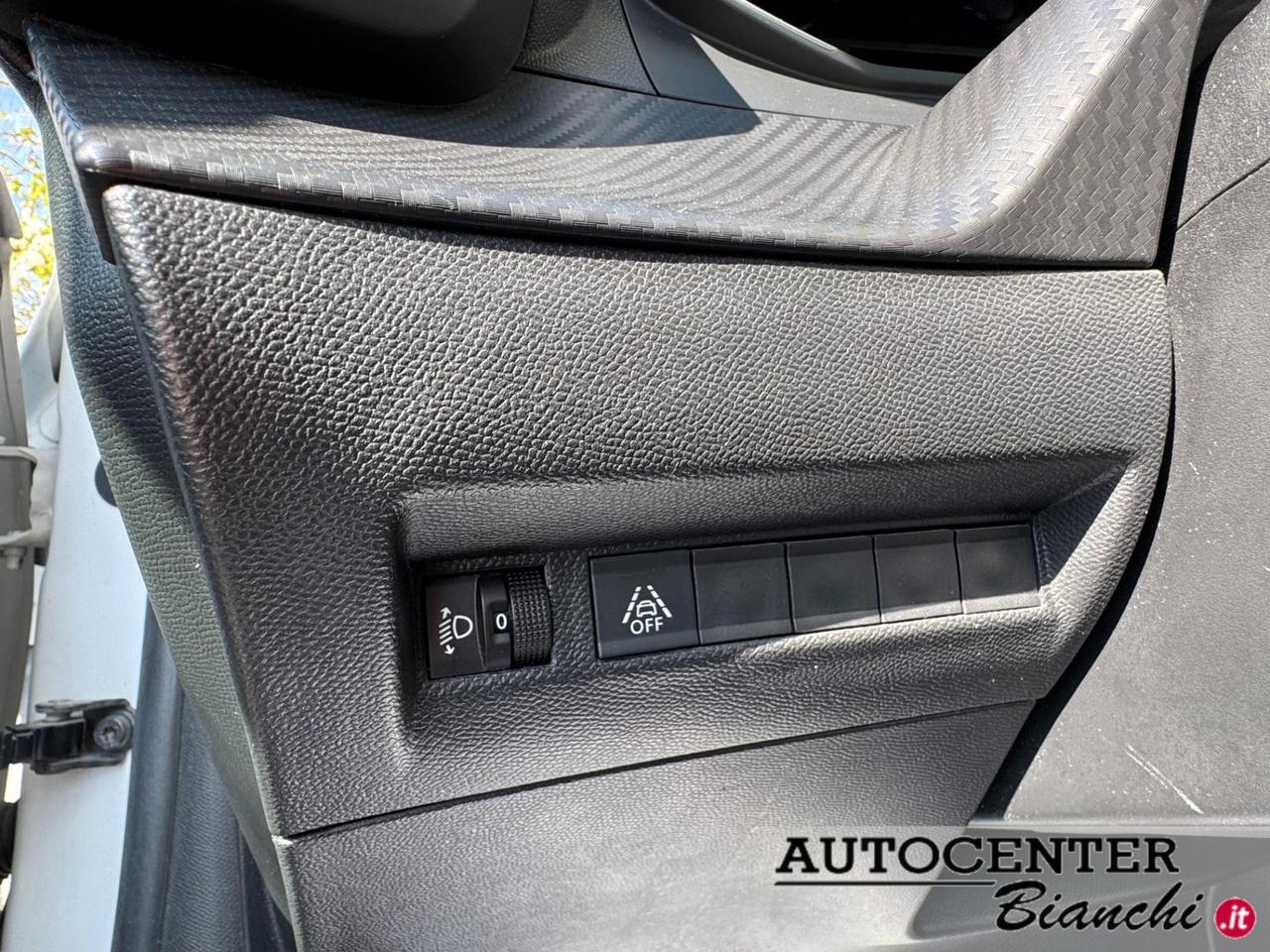 Peugeot 208 5 Porte 1.5 bluehdi Like s&s 100cv