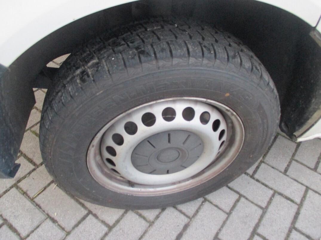 Volkswagen Transporter 2.0 TDI 102 CV 3 POSTI