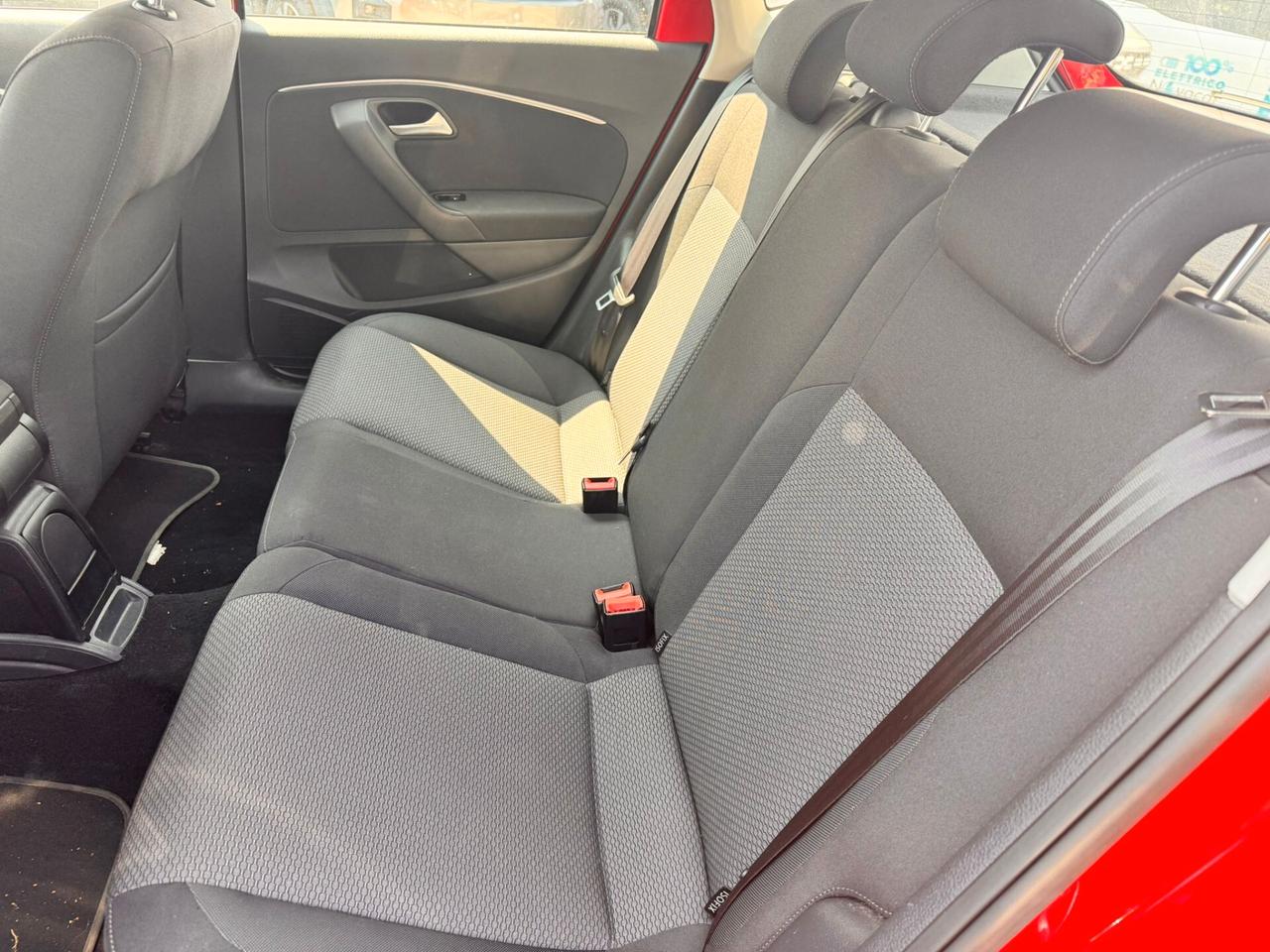 VW POLO 1.4 TDI 90 CV FRESH 5P