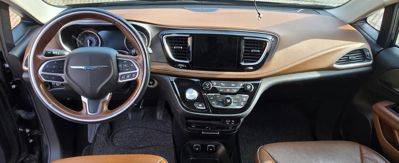 Chrysler Pacifica 3.6 Limited automatica