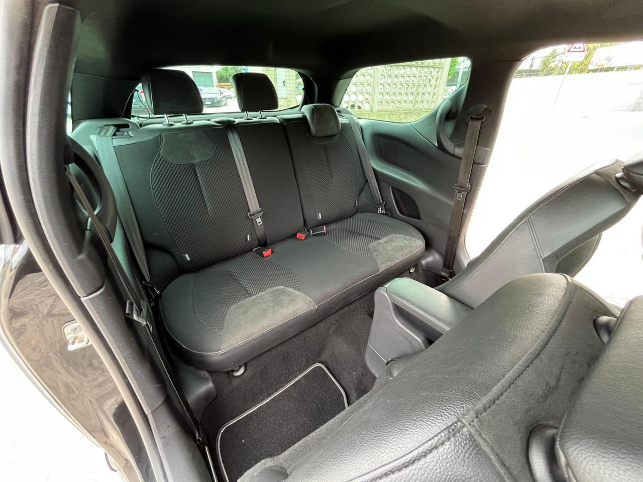 DS3 BlueHDi 120 S&S So Irresistible 2014