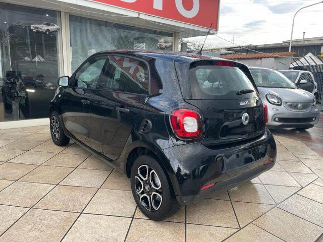 SMART ForFour 0.9 90CV PELLE NEOPATENTATI CERCHI 15" GARANZIA