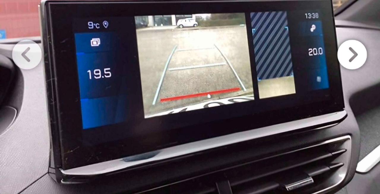 Peugeot 3008 BlueHDi 130 S&S EAT8 Allure Pack in arrivo