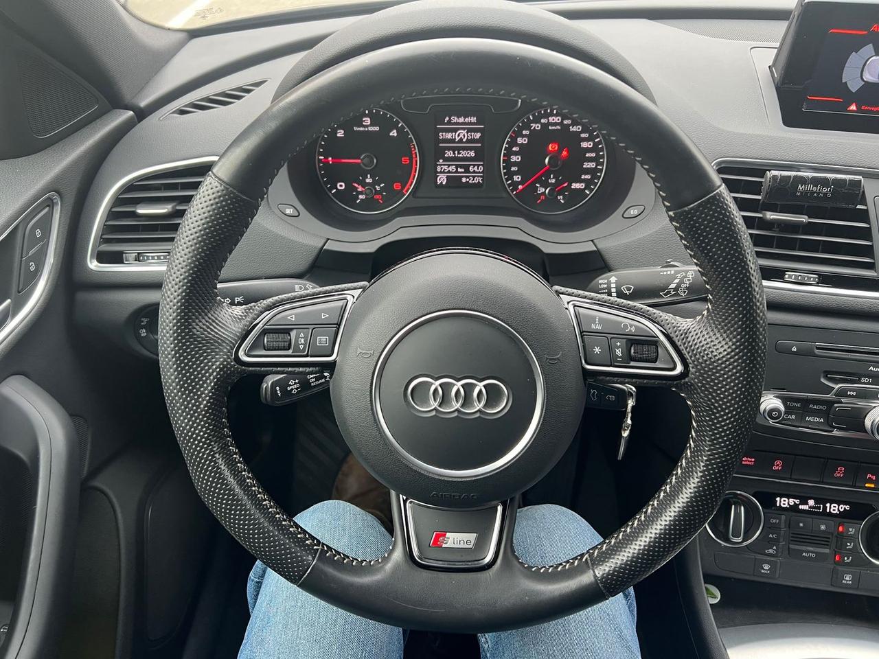 Audi Q3 S Line Edition 2.0 TDI #8832