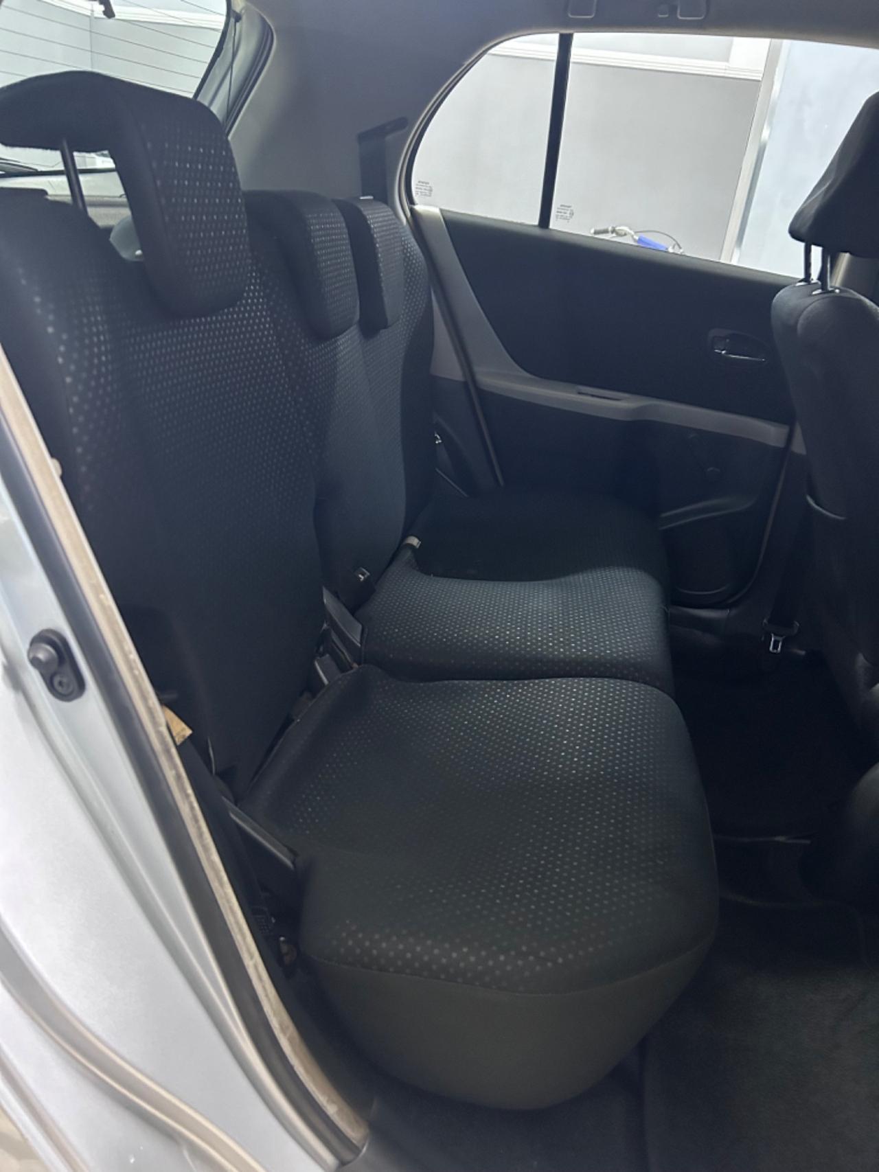 Toyota Yaris 1.4 D-4D DPF 5 porte Sol