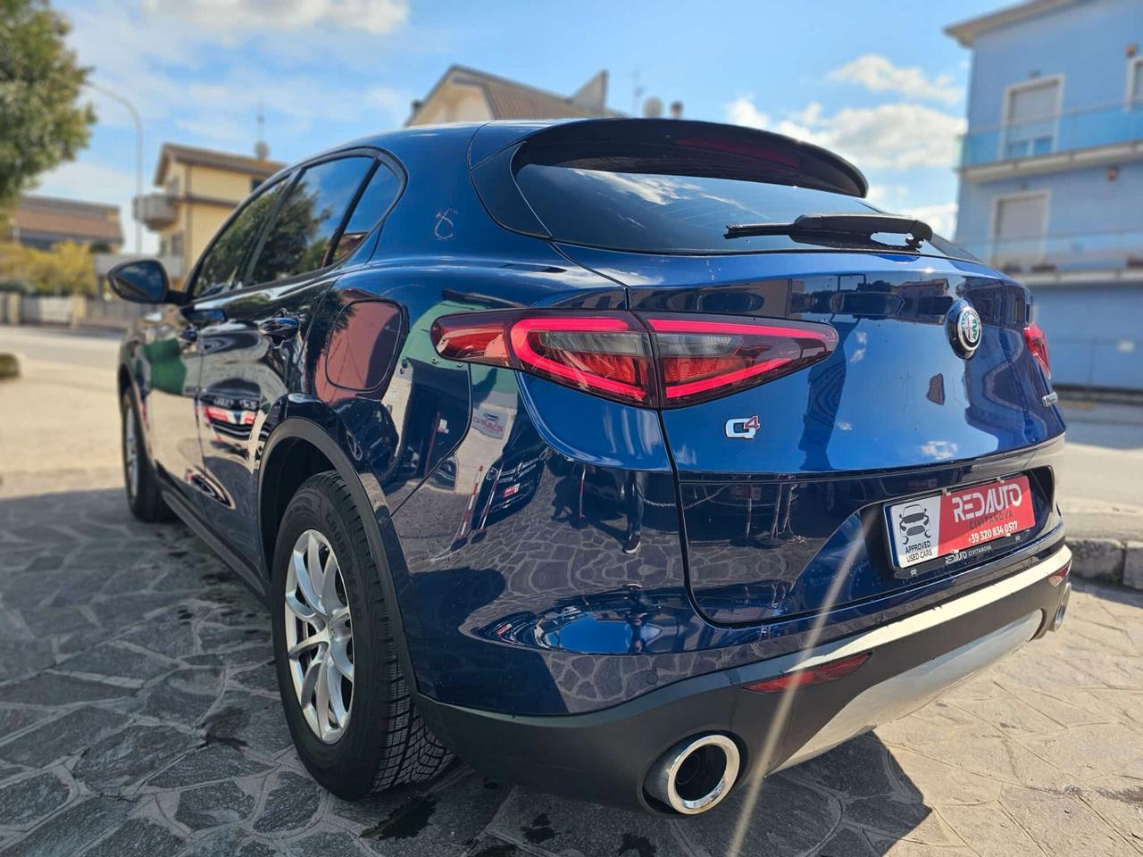 Alfa Romeo Stelvio 2.2 Turbodiesel 180 CV AT8 Q4 Business