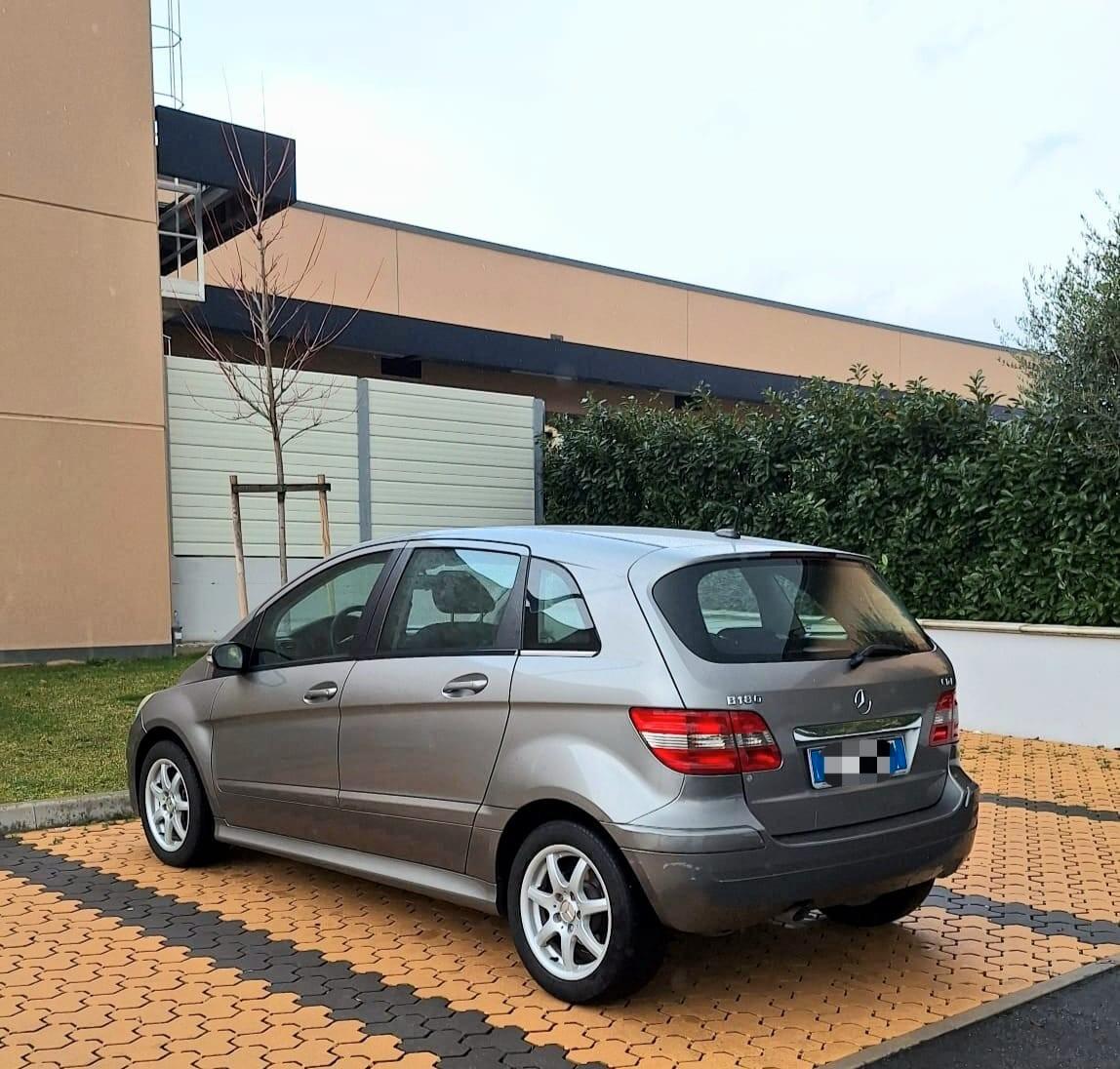 Mercedes-benz B 180 D Unipropr.